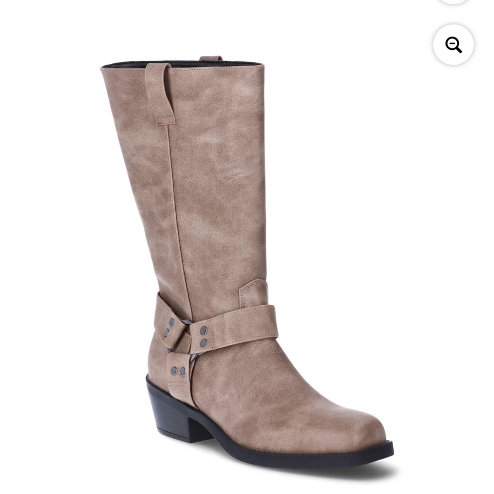 Time and Tru Women's Taupe Heeled Boots